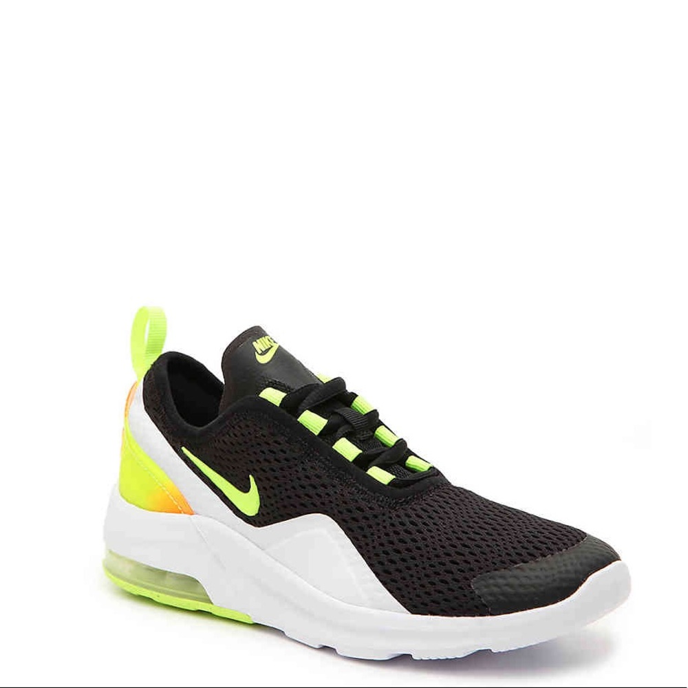 Nike Air Max Motion 2